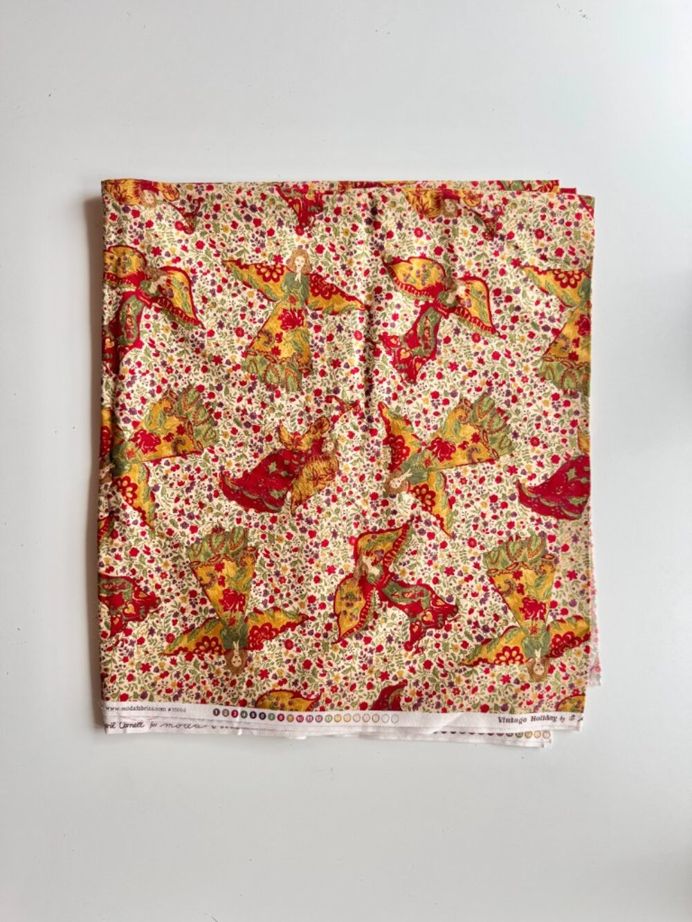 APRIL CORNELL x MODA Vintage Holiday Floral Angel Print Cotton Fabric, 3.8 Yards